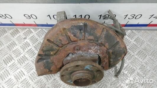 Ступица передняя правая volkswagen passat B6 (LEA2