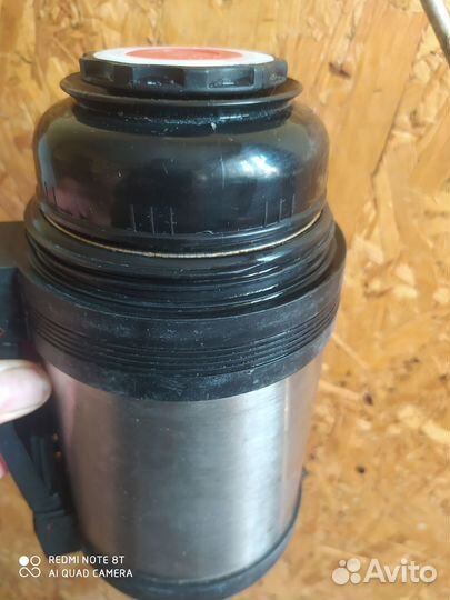 Продам термос 1 литр