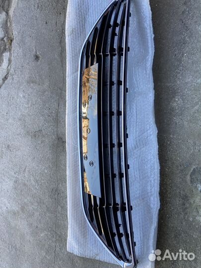 Решетка переднего бампера Ford Mondeo 4 рестайлинг