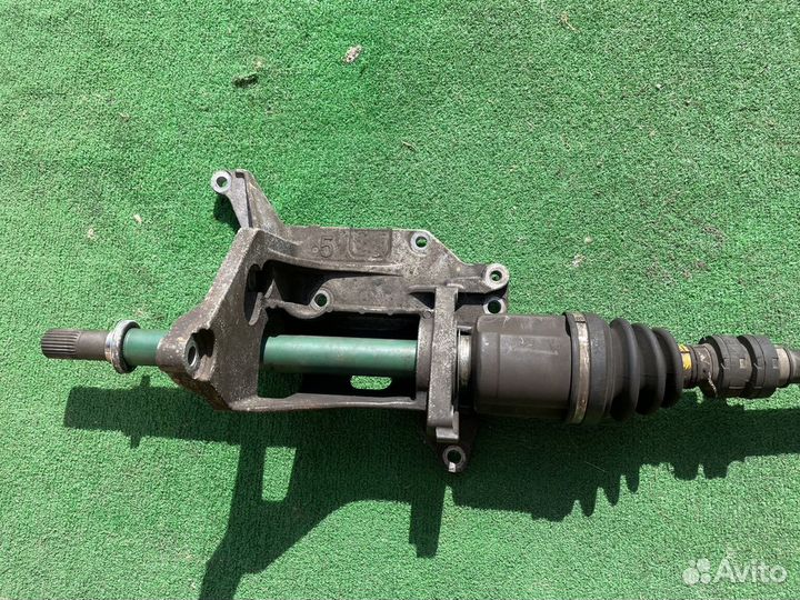 Привод полуось