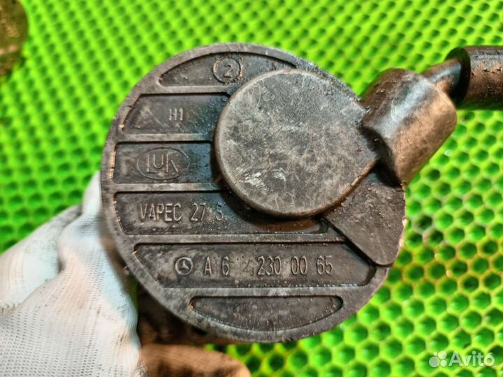 Насос вакуумный Mercedes C-Class