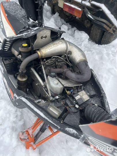 Продам снегоход Arctic cat m 1000