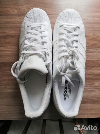 Кроссовки adidas