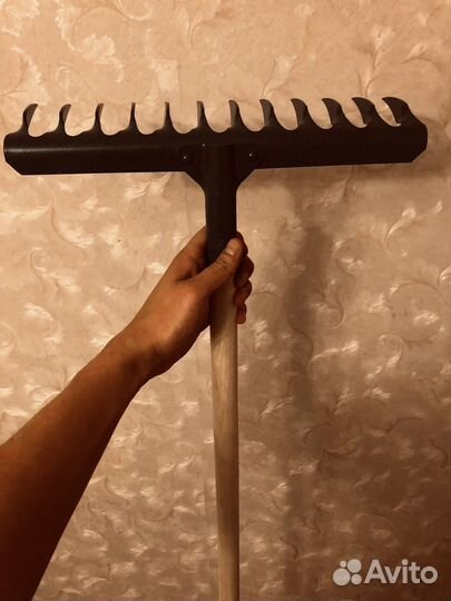 Лопаты штыковые, совковые / Вилы / Грабли / Тяпки