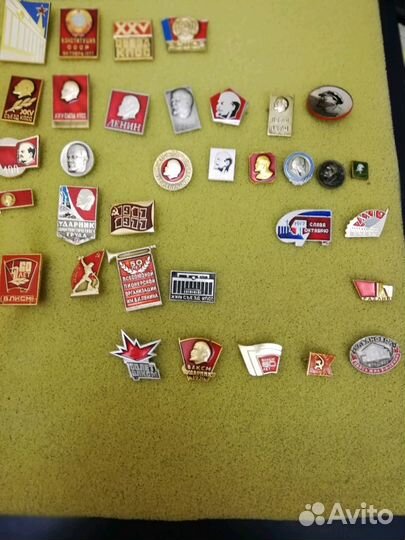 Значки,посвященные Ленину,партии,комсомолу