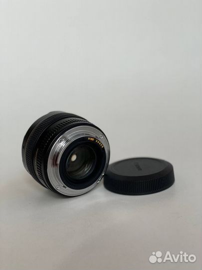 Объектив canon 50mm1.4