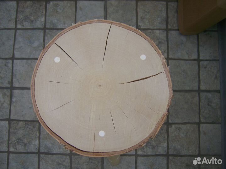 Подставка под цветы из березы