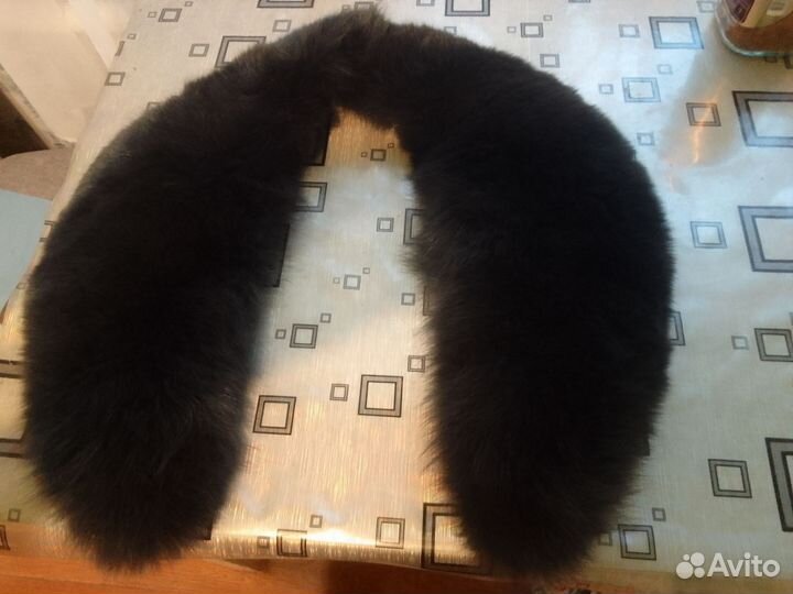 Меховой воротник чернобурка