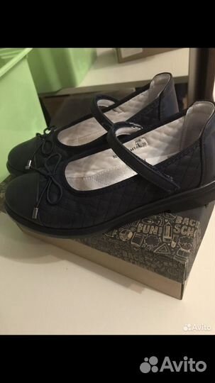 Туфли школьные синего цвета 36 разм