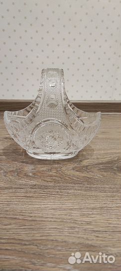 Хрустальная конфетница