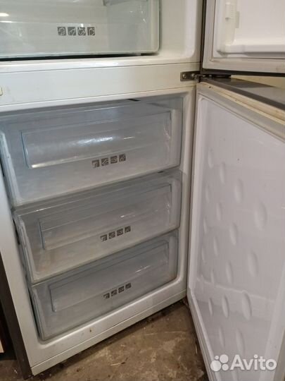 Холодильник бу samsung no frost