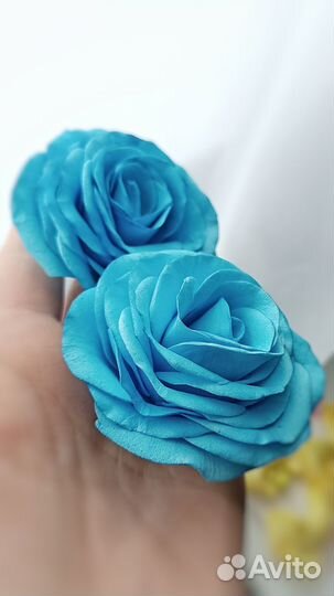 Розы из фоамирана на заколку, резинку, ободок