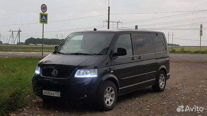 Заказ комфортабельного VW Multivan (6 мест)