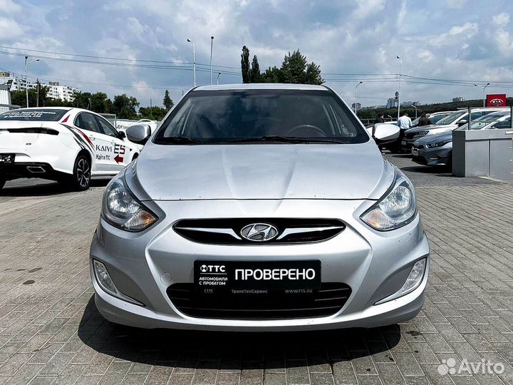 Hyundai Solaris 1.4 МТ, 2013, 195 645 км