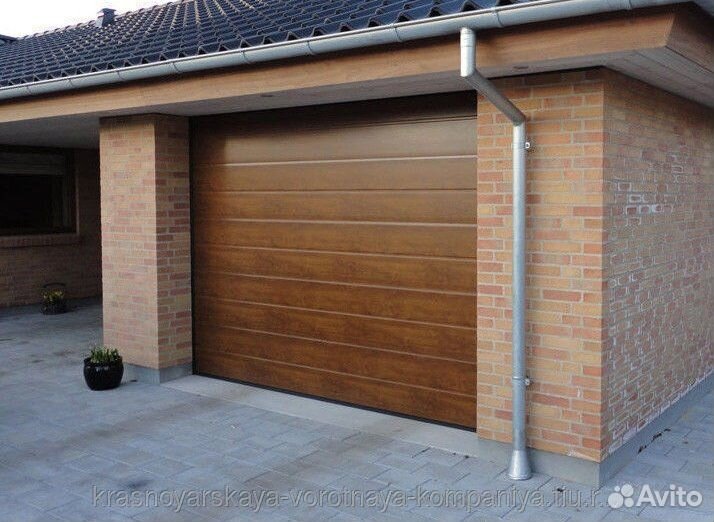 Секционные ворота