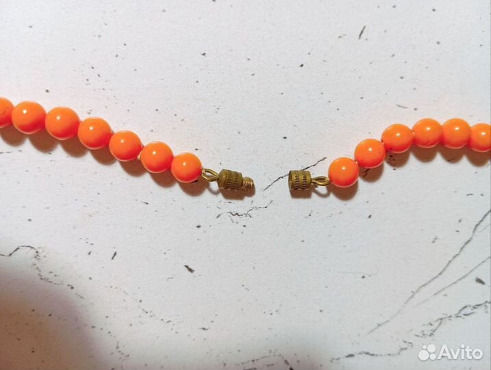 Пластмассовые бусы