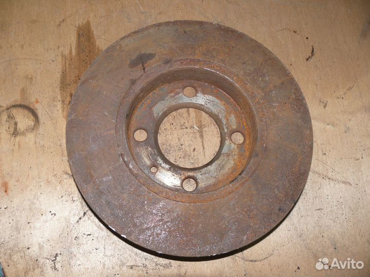 Диск тормозной задний Chevrolet Aveo 1,4 л 2006 г