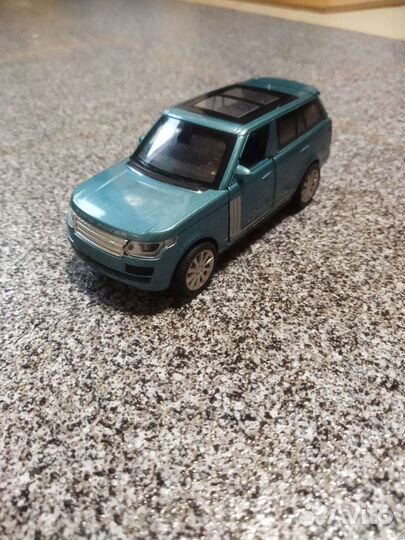 Игрушечная машина Range Rover