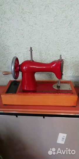 Швейная машинка детская СССР