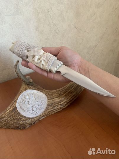 Сувенирная композиция из рога сохатого