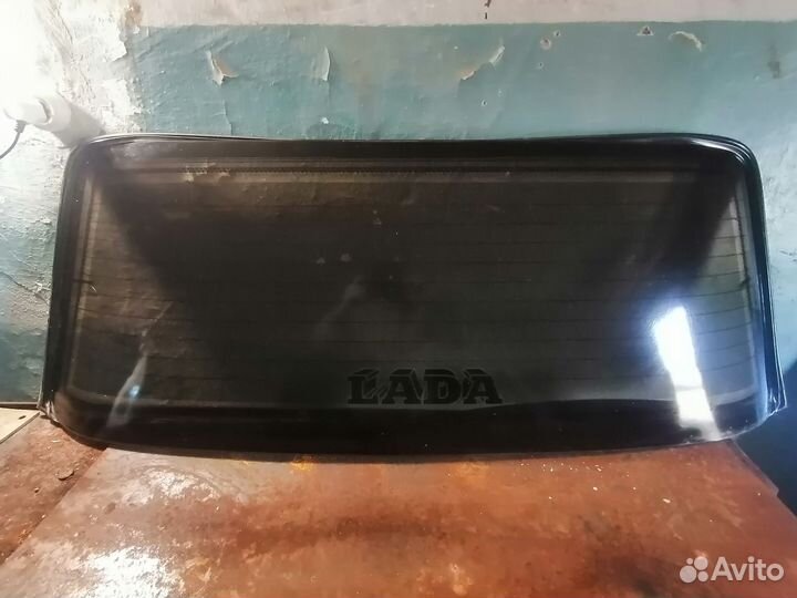 Заднее стекло на 2107 