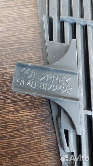 Решетка вентиляционная задняя левая Bmw 520I E39