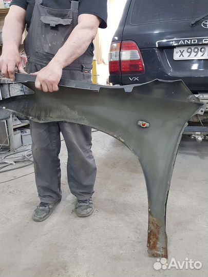 Крыло правое переднее б/у на Ниссан Мурано 2007г