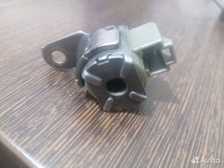 Клапан электромагнитный Chevrolet Captiva C100