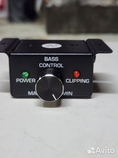 Выносной регулятор баса