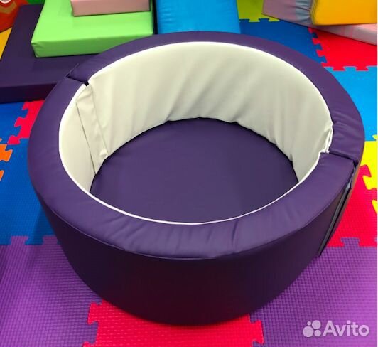 Цветные сухие бассейны для детей