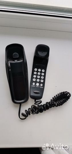 Рабочий. Телефоны стационарные проводные