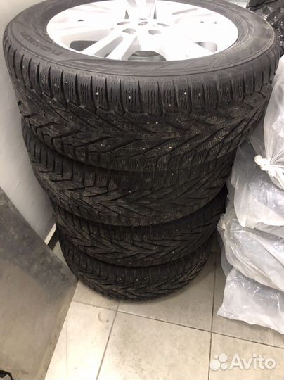 R19 Nokian Tyres Hakkapeliitta R5 SUV 255/55, PCD 5x120 DIA 72.6