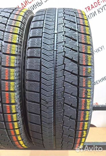 Bridgestone Blizzak VRX 215/60 R17 P