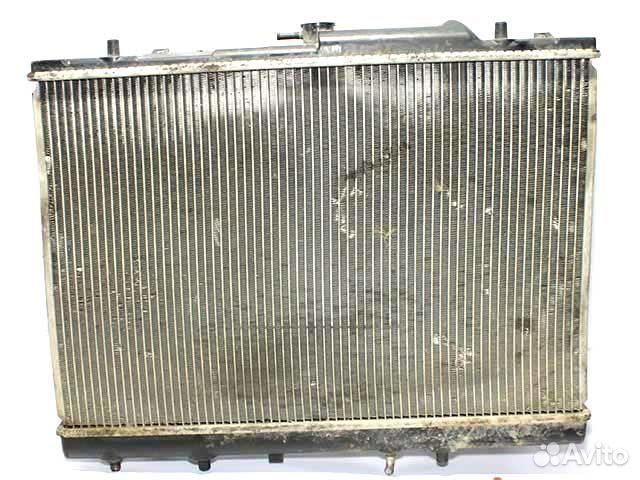 Радиатор охлаждения двигателя Mitsubishi Pajero