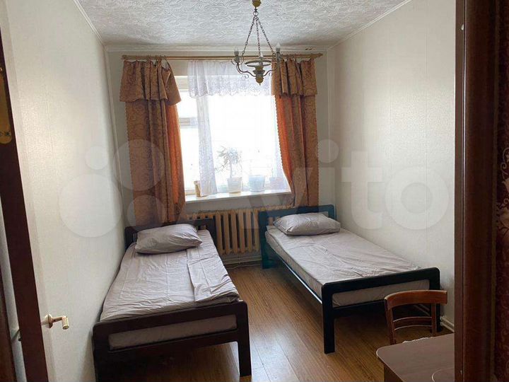 2-к. квартира, 70 м², 1/3 эт.