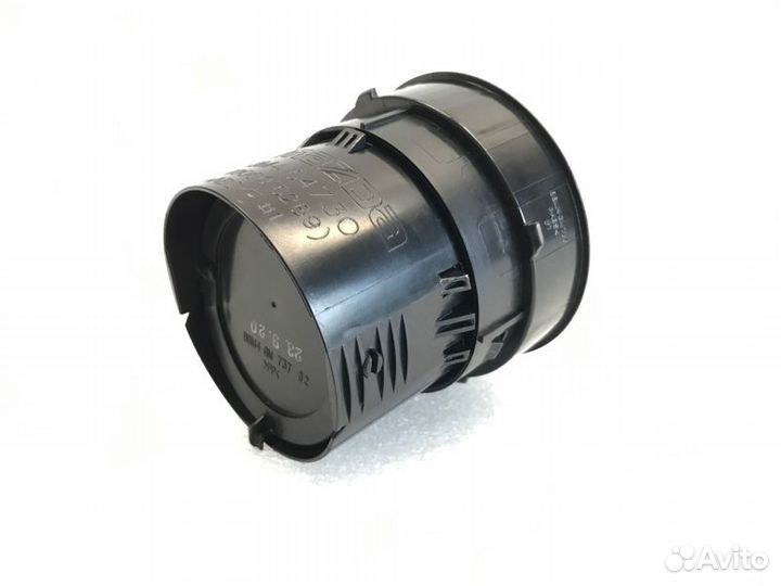 Дефлектор воздушный правый Mazda 3Bl седан 1.6