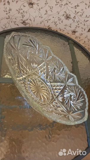 Большая хрустальная ваза салатник