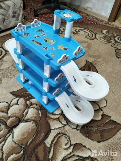 Паркинг для машинок 3 уровня