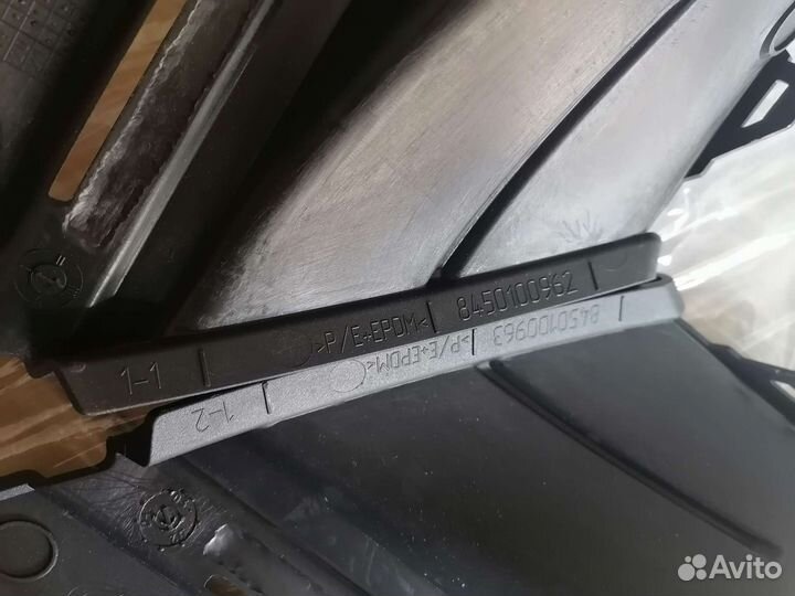 Заглушки переднего бампера для гранты 2 фл