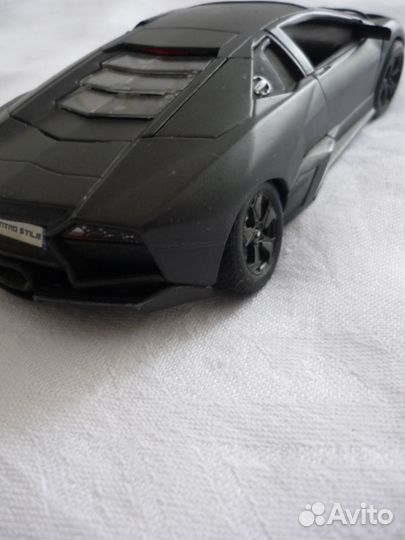 Bburago Burago Lamborghini Reventon 1/24