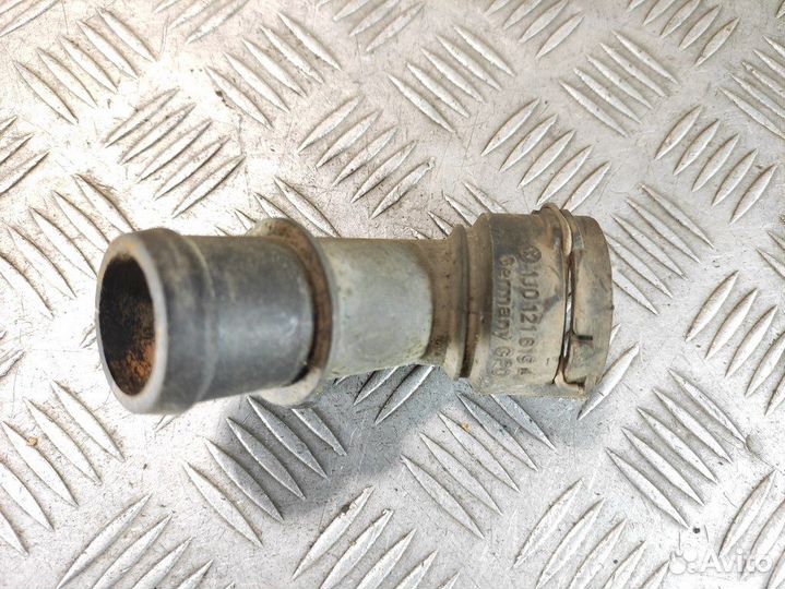 Фланец системы охлаждения Skoda Fabia 1997 2007