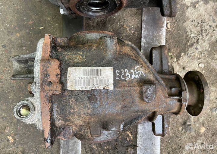 Задний редуктор бмв Х3 е83 3.91