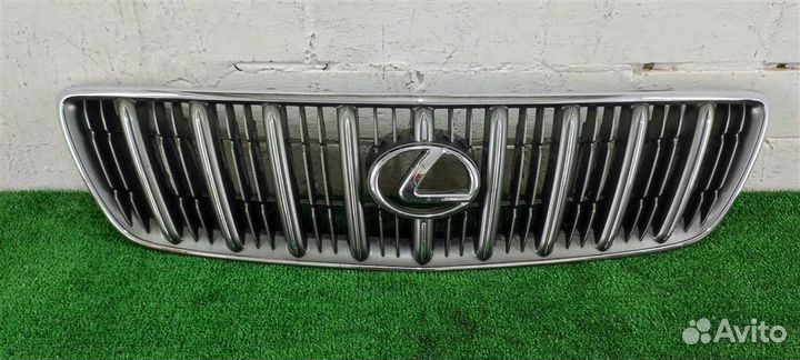 Решетка радиатора Lexus RX300 (MCU15) 2002