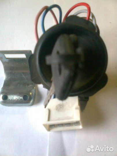 Замок зажигания 8 контактный с ключами для Газ