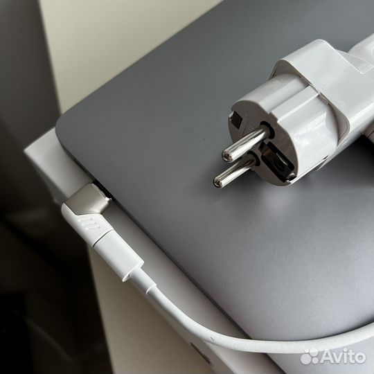 Apple macbook air 13 2020 m1 8gb 256