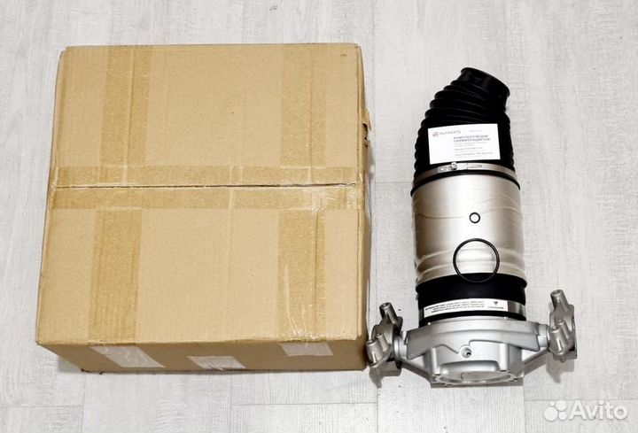 Задний пневмобаллон Touareg II NF