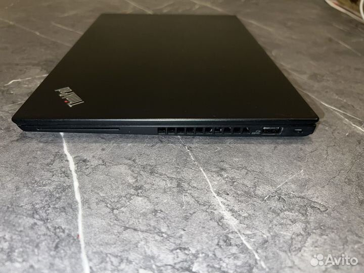 Lenovo thinkpad A285