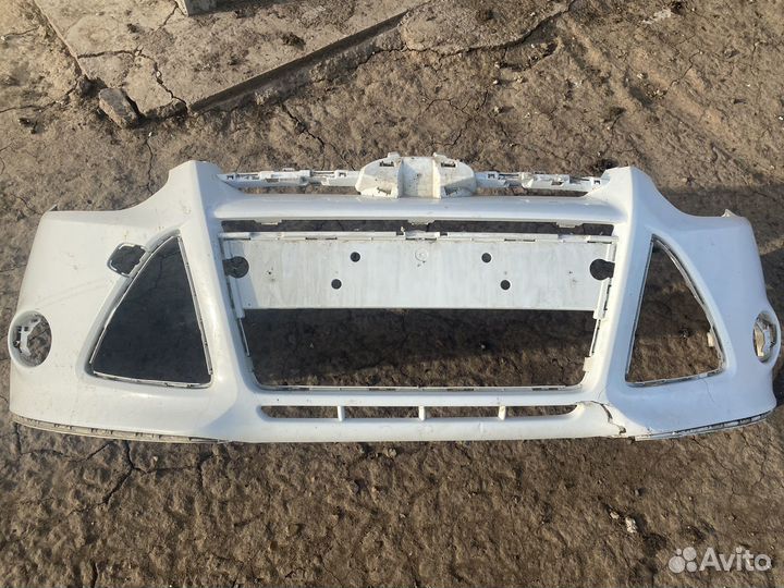 Бампер передний ford focus 3 белый