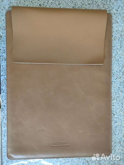 Кожанный чехол для ноутбука до 15,6