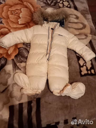 Зимний комбинезон для девочки